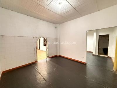 Casa de 5 alcobas en venta en El Cedro, Cali, 315 m² · foto 2 de 19