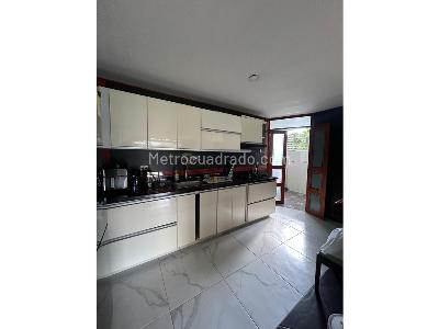 Apartamento de 3 alcobas en venta en Santa Monica Residencial, Cali, 163 m² · foto 7 de 9