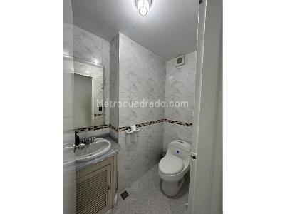 Apartamento de 3 alcobas en venta en Santa Monica Residencial, Cali, 163 m² · foto 8 de 9
