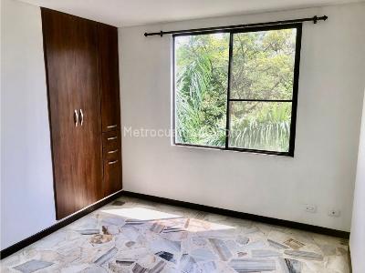 Apartamento en venta en Limonar, Cali · foto 5 de 14