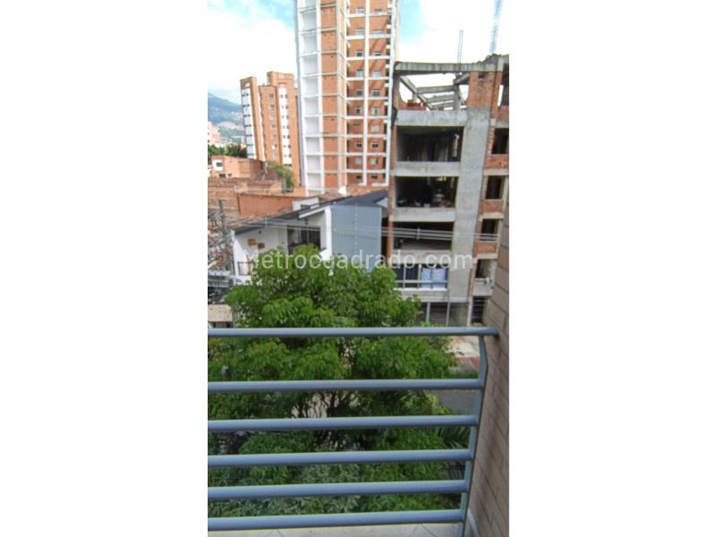 Apartamento Tipo Estudio Amoblado de 1 Alcoba en Laureles (Sin Parqueadero) - 6