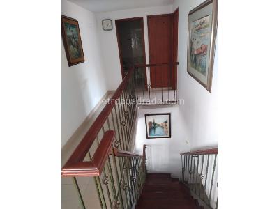 Casa de 5 alcobas en venta en Tequendama, Cali, 400 m² · foto 6 de 14