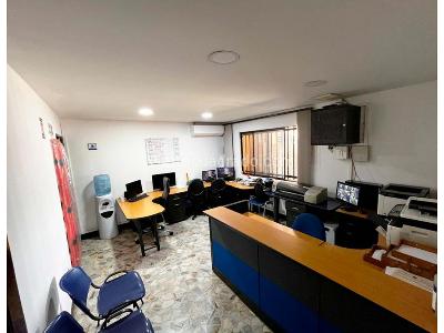 Casa de 4 alcobas en venta en La Flora, Cali, 394 m² · foto 10 de 11