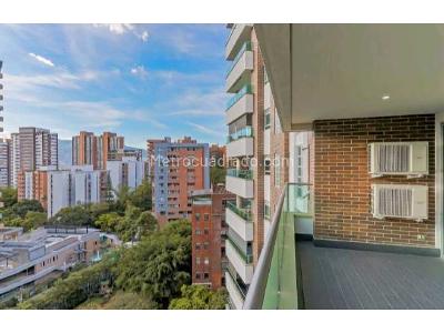 Apartamento de 4 alcobas en venta en Castropol, Medellín, 138 m² · foto 13 de 20