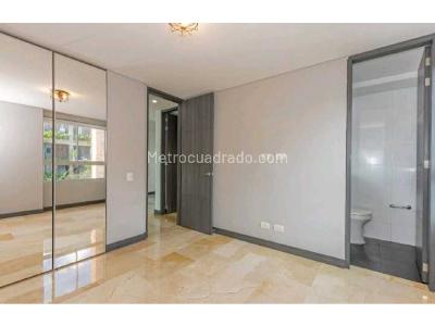 Apartamento de 4 alcobas en venta en Castropol, Medellín, 138 m² · foto 17 de 20