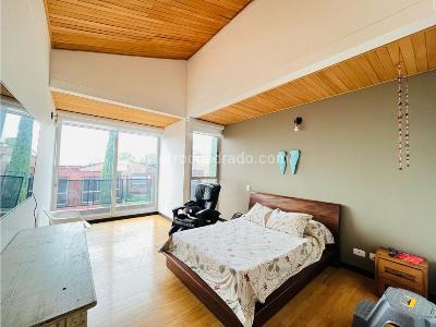 Casa en venta en Loma Del Esmeraldal, Envigado · foto 12 de 20