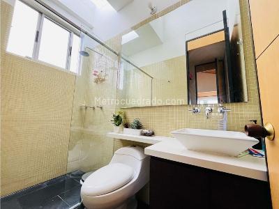 Casa en venta en Loma Del Esmeraldal, Envigado · foto 13 de 20