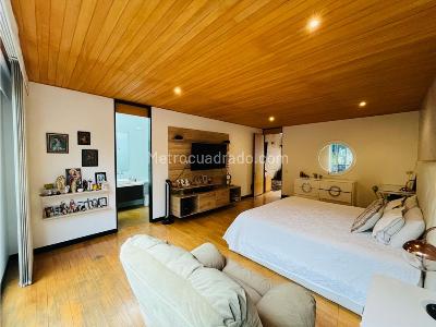 Casa en venta en Loma Del Esmeraldal, Envigado · foto 19 de 20