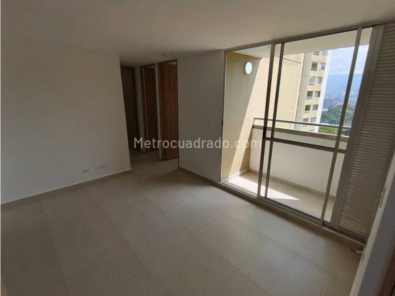 3BR Apartment with Balcony in La Estrella (La Aldea) - 2