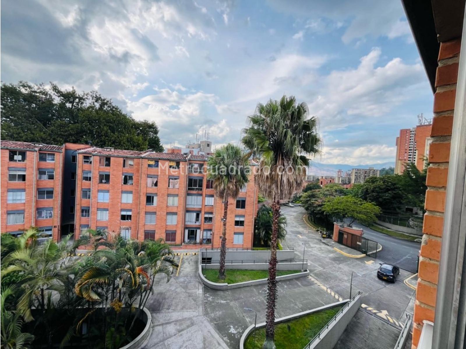 Apartamento de 3 habitaciones en venta en El Poblado, Medellín — imagen 1 de 20