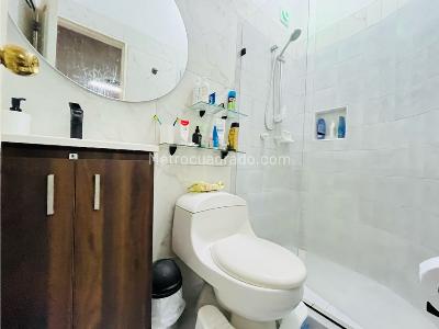 Apartamento de 3 alcobas en venta en El Poblado, Medellín, 77 m² · foto 8 de 20