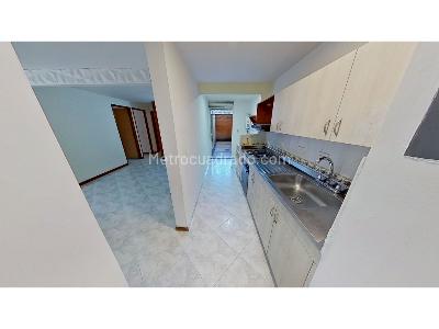 Apartamento de 3 alcobas en venta en El Poblado, Medellín, 82 m² · foto 2 de 19
