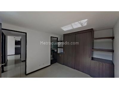 Apartamento de 3 alcobas en venta en Niquia, Bello, 66 m² · foto 18 de 20