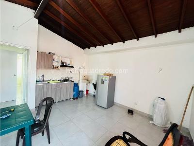 Casa de 5 alcobas en venta en Occidente, Medellín, 162 m² · foto 4 de 12