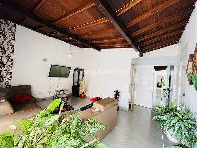 Casa de 5 alcobas en venta en Occidente, Medellín, 162 m² · foto 5 de 12
