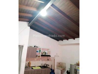 Casa de 5 alcobas en venta en Occidente, Medellín, 162 m² · foto 8 de 12