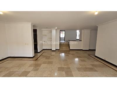 Apartamento en venta en Ciudad Jardin, Cali · foto 3 de 13