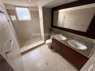 Casa de 3 alcobas en venta en Valle Del Cauca, Cali, 266 m² · foto 9 de 20