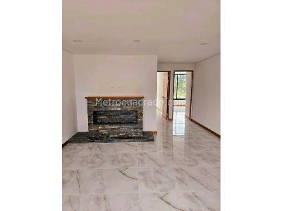 Casa de 4 alcobas en venta en Barro Blanco, Rionegro, 240 m² · foto 10 de 18