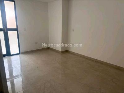 Apartamento de 3 alcobas en venta en La Castellana, Medellín, 134 m² · foto 4 de 14