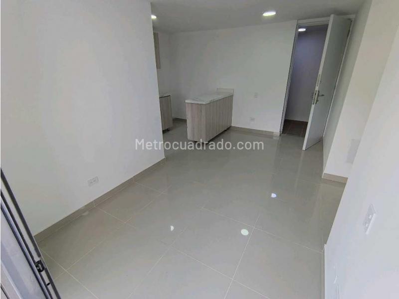 Piso – Bello - Más