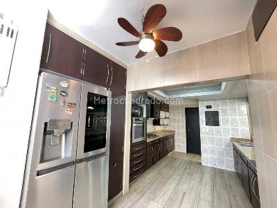 Apartamento en venta en Laureles, Medellín · foto 12 de 20