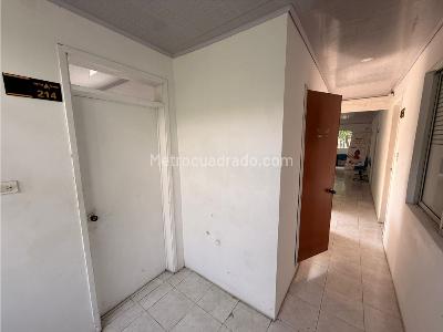 Casa de 5 alcobas en venta en San Vicente, Cali, 260 m² · foto 5 de 16