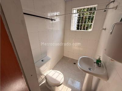 Casa de 5 alcobas en venta en San Vicente, Cali, 260 m² · foto 8 de 16