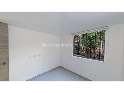 Apartamento de 3 alcobas en venta en Valerias, Bello, 75 m² · foto 8 de 20