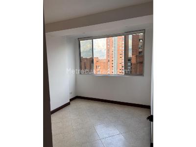 Apartamento en venta en Laureles, Medellín · foto 10 de 11