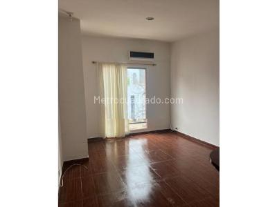 Apartaestudio en venta en Belisario Caicedo, Cali, 38 m² · foto 9 de 10