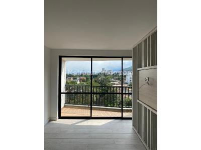 Apartaestudio en venta en La Flora, Cali, 34 m² · foto 2 de 14