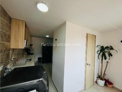 Apartamento de 3 alcobas en venta en El Poblado, Medellín, 89 m² · foto 8 de 20