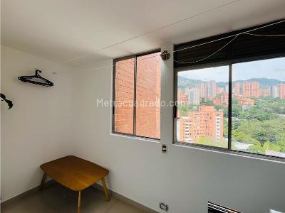 Apartamento de 3 alcobas en venta en El Poblado, Medellín, 89 m² · foto 10 de 20