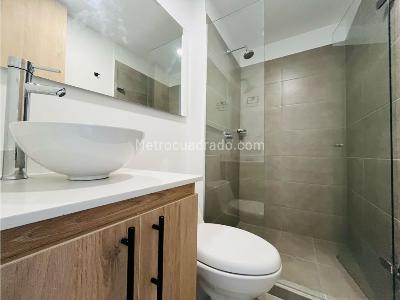 Apartamento de 3 alcobas en venta en San Antonio De Pereira, Rionegro, 72 m² · foto 8 de 17