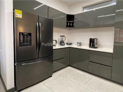 Apartamento en venta en El Poblado, Medellín · foto 7 de 20