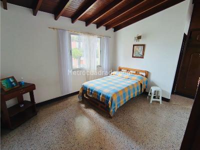 Apartamento en venta en Laureles, Medellín · foto 9 de 14
