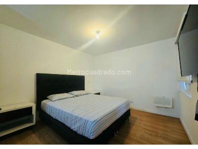 Apartamento de 3 alcobas en venta en Loma De Los Bernal, Medellín, 96 m² · foto 6 de 17