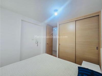 Apartamento de 3 alcobas en venta en Loma De Los Bernal, Medellín, 96 m² · foto 8 de 17