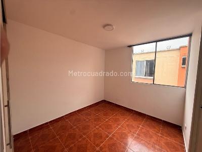Apartamento de 3 alcobas en venta en Primero De Mayo, Cali, 55 m² · foto 11 de 19