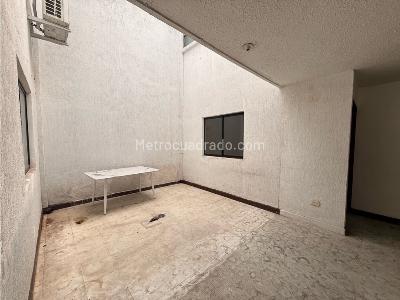Casa de 5 alcobas en venta en Granada, Cali, 750 m² · foto 11 de 19