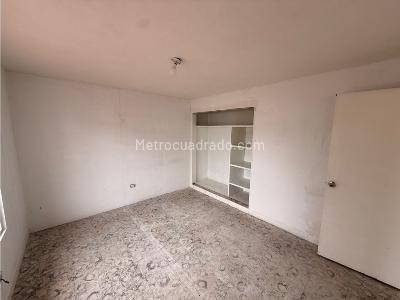 Casa de 5 alcobas en venta en Granada, Cali, 750 m² · foto 13 de 19