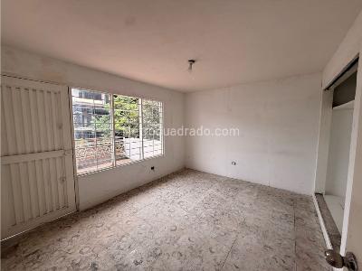 Casa de 5 alcobas en venta en Granada, Cali, 750 m² · foto 14 de 19
