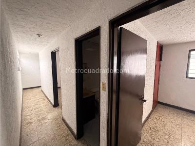 Casa de 5 alcobas en venta en Granada, Cali, 750 m² · foto 17 de 19