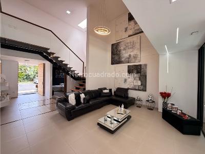 Casa de 4 alcobas en venta en Sur, Cali, 490 m² · foto 11 de 12