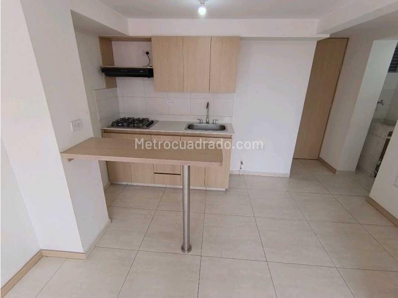 Apartamento en Arriendo, Amazonia, Bello - Więcej