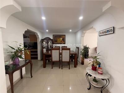 Casa de 4 alcobas en venta en Camino Real, Cali, 228 m² · foto 5 de 19