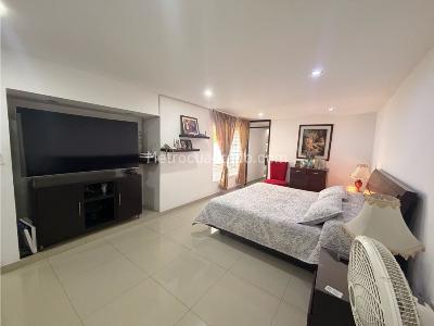 Casa de 4 alcobas en venta en Camino Real, Cali, 228 m² · foto 11 de 19
