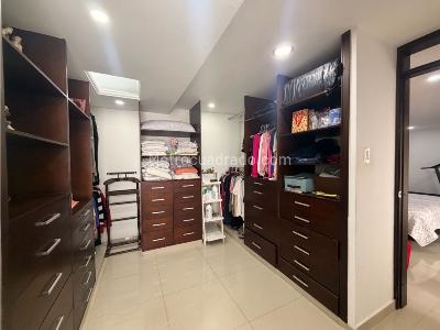 Casa de 4 alcobas en venta en Camino Real, Cali, 228 m² · foto 15 de 19