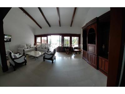Casa de 5 alcobas en venta en Santa Monica, Cali, 382 m² · foto 6 de 19